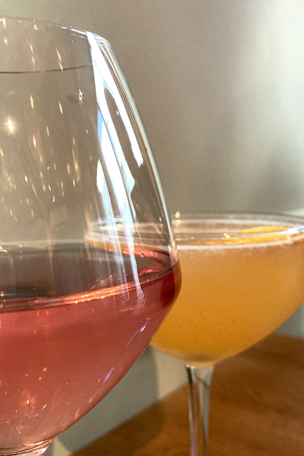 Des cocktails et des vins maisons délicieux aux accents asiatiques chez Anju