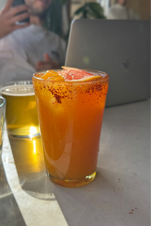 Un cocktail percutant aux accents mexicains sur le rooftop de Tope
